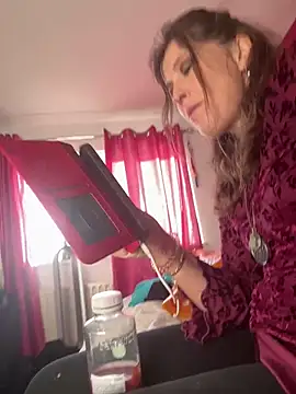 Lwhite1 online show from February 22, 3:24 pm