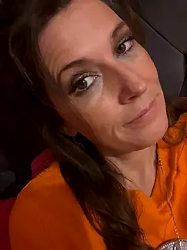 Lwhite1 online show from October 14, 11:47 pm