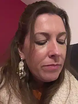 Lwhite1 online show from November 9, 5:06 pm