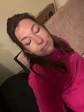 Lwhite1 online show from December 15, 4:57 pm