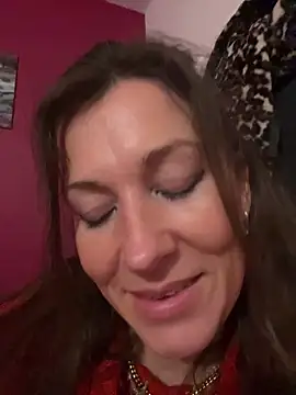 Lwhite1 online show from April 15, 10:32 pm