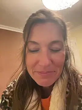 Lwhite1 online show from February 15, 7:13 pm