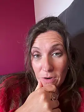 Lwhite1 online show from February 16, 4:49 pm