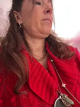 Lwhite1 online show from April 15, 3:38 pm