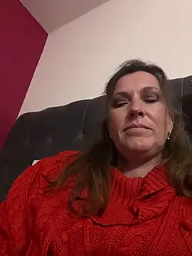 Lwhite1 online show from February 8, 5:32 pm