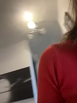 Lwhite1 online show from February 11, 4:51 pm