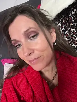 Lwhite1 online show from April 14, 6:13 pm