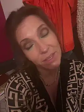 Lwhite1 online show from January 14, 11:30 pm