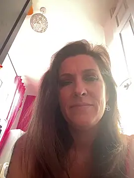 Lwhite1 online show from March 20, 4:42 pm