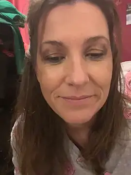 Lwhite1 online show from November 18, 11:59 pm