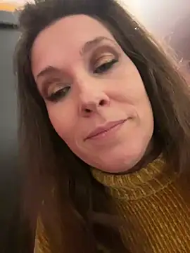 Lwhite1 online show from March 18, 12:51 am