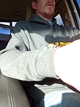 Snapshot of REDHAMMER_ chatting on October 30, 8:17 pm REDHAMMER online show from October 30, 8:17 pm