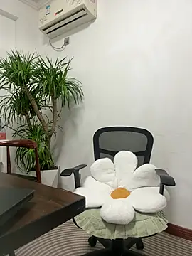 Annabody online show from March 10, 7:11 am