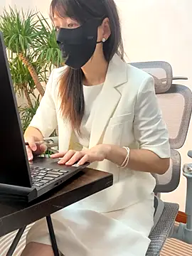 Annabody online show from September 23, 7:37 am