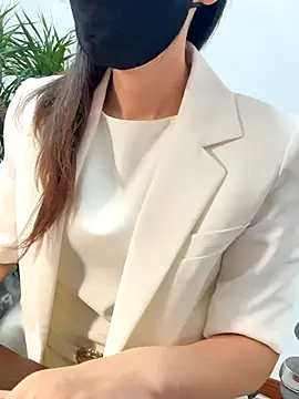 Annabody online show from October 25, 7:40 am