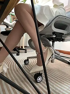 Annabody online show from February 26, 7:41 am