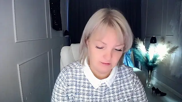 Juarnea online show from September 9, 11:30 am