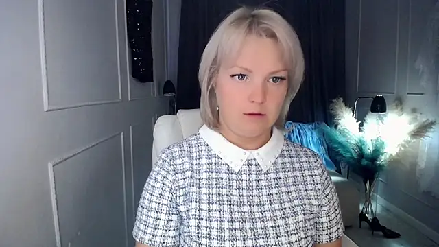 Juarnea online show from September 25, 9:48 am