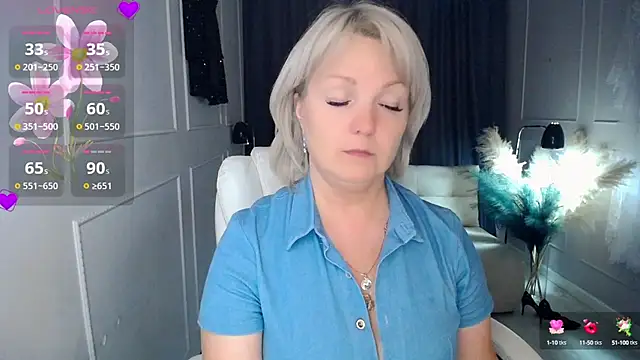 Juarnea online show from September 30, 7:42 pm