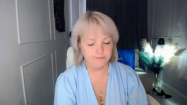 Juarnea online show from September 23, 9:05 am