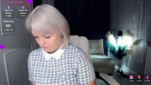 Juarnea online show from November 2, 5:45 am