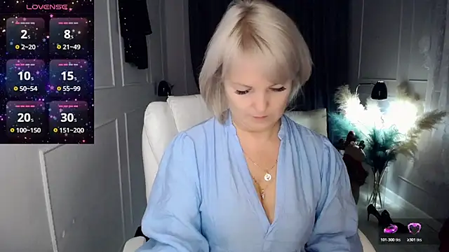 Juarnea online show from December 18, 11:25 am