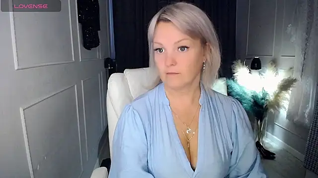 Juarnea online show from March 30, 10:28 am