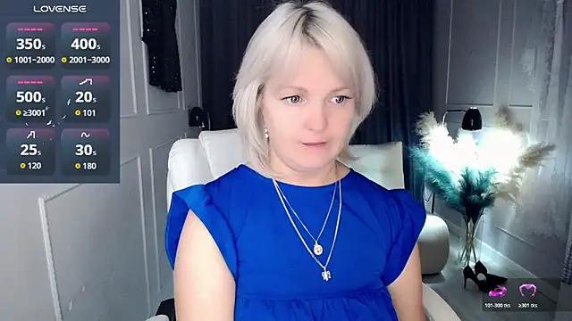 Juarnea online show from November 28, 10:15 am