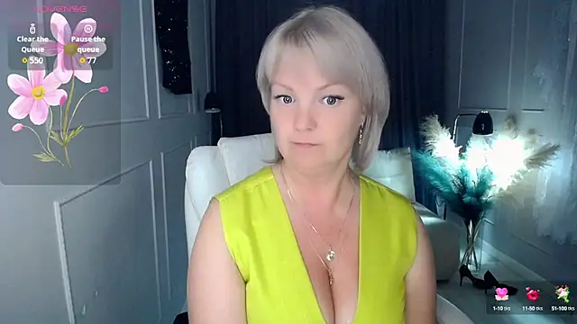 Juarnea online show from September 19, 11:20 pm