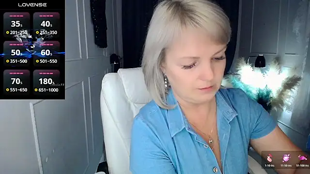 Snapshot of Juarnea chatting on February 26, 2:28 pm Juarnea online show from February 26, 2:28 pm