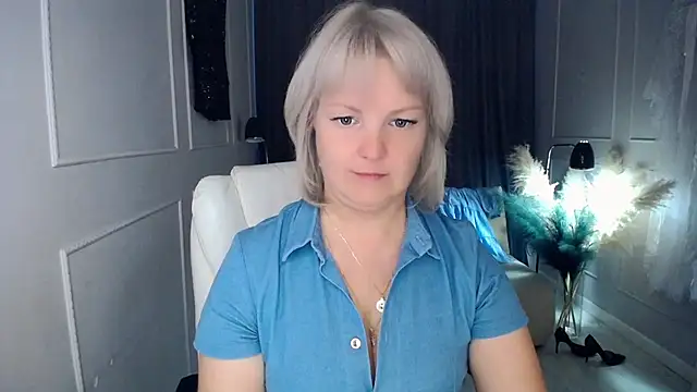 Juarnea online show from September 18, 10:18 am