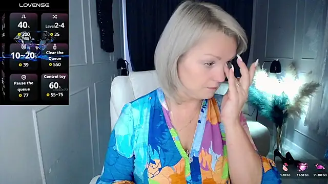 Snapshot of Juarnea chatting on February 27, 9:53 am Juarnea online show from February 27, 9:53 am