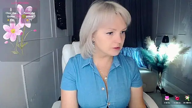 Juarnea online show from September 26, 1:29 pm