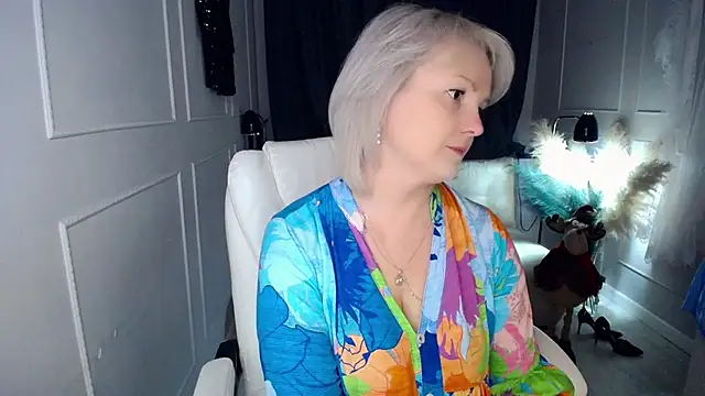 Juarnea online show from January 12, 1:29 pm