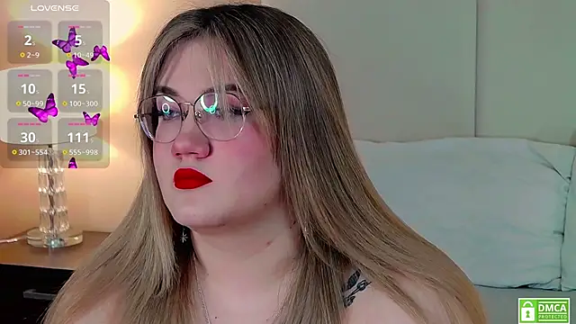 Snapshot of Nancy_Mooree chatting on September 11, 1:00 pm Nancy Mooree online show from September 11, 1:00 pm