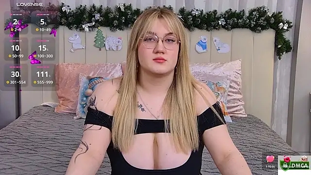 Nancy Mooree online show from December 18, 1:04 pm