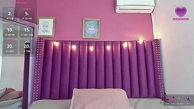 littleebonny online show from March 17, 12:41 pm