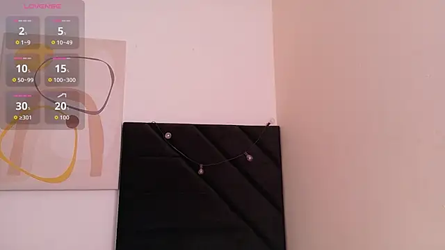 littleebonny online show from June 29, 12:49 pm