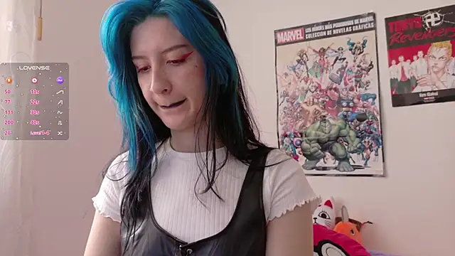 Snapshot of sunshine_girl9 chatting on October 15, 5:10 pm sunshine girl9 online show from October 15, 5:10 pm