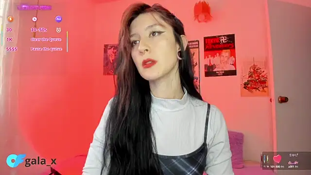 Snapshot of sunshine_girl9 chatting on February 17, 7:55 pm sunshine girl9 online show from February 17, 7:55 pm