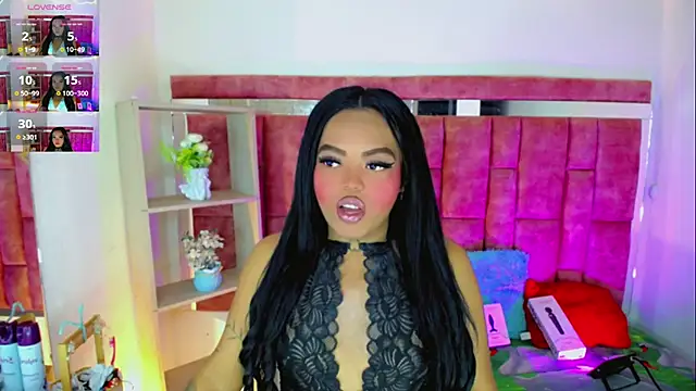 KayleighDreams  online show from June 27, 3:12 am