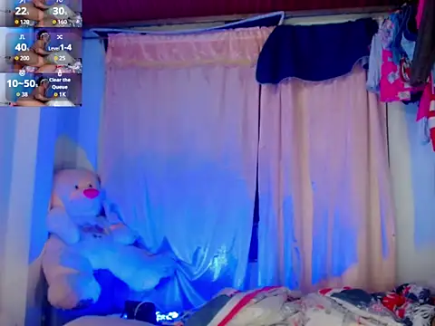 Snapshot of KayleighDreams_ chatting on September 11, 5:51 am KayleighDreams online show from September 11, 5:51 am