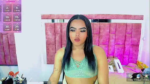 KayleighDreams  online show from March 21, 3:30 am