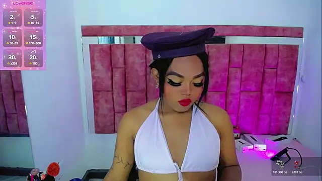 KayleighDreams  online show from April 2, 5:03 am