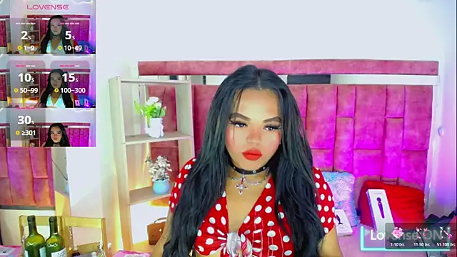 KayleighDreams  online show from June 10, 3:30 am