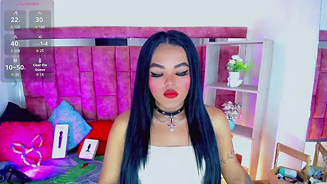 KayleighDreams  online show from July 12, 3:18 am