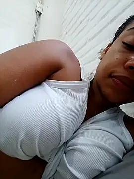 isabellehaynes online show from November 13, 4:33 pm