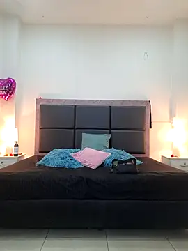 Aslhyn Gomez online show from February 20, 7:38 pm