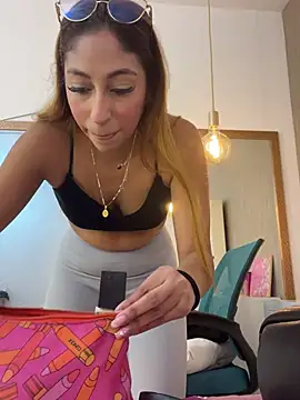 emily parkerr online show from March 13, 2:22 pm