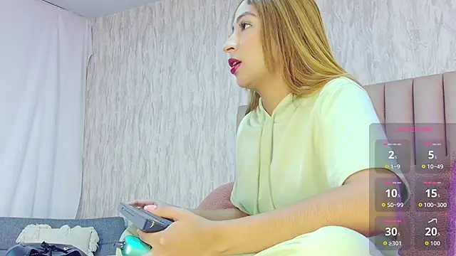 emily parkerr online show from November 26, 4:51 pm